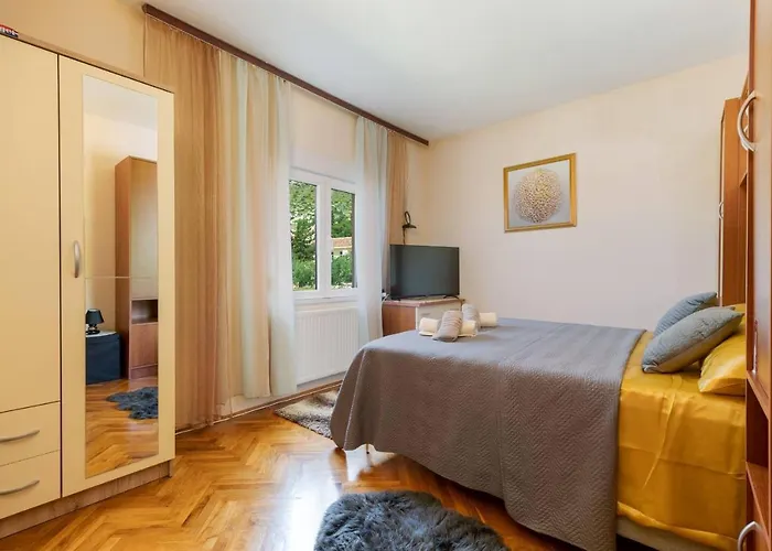 Lotus Τρογκίρ