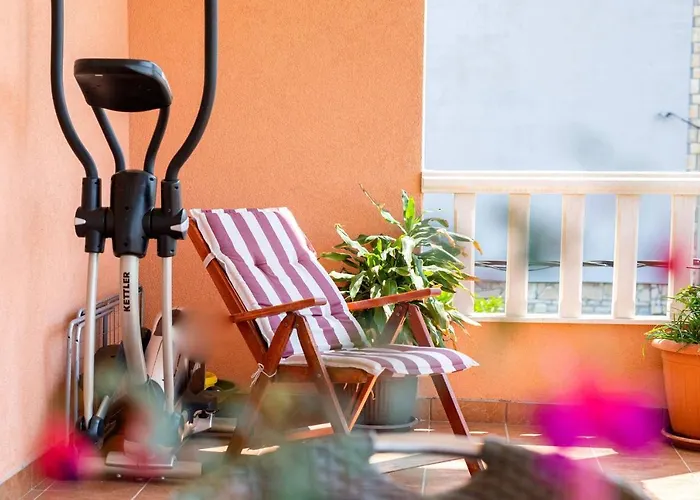 Διαμέρισμα Lotus Τρογκίρ